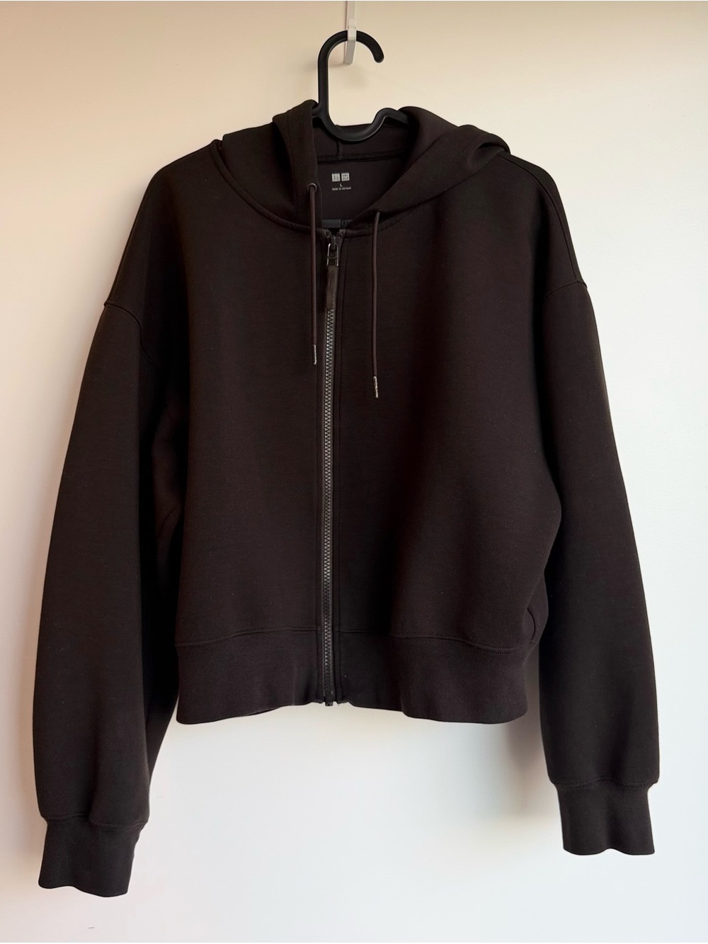 Uniqlo Black Full-Zip Cropped Hooded Sweatshirt